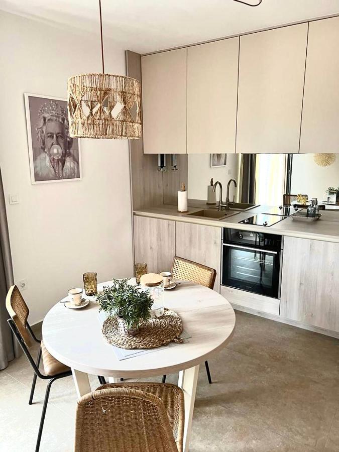 Cube S Apartment
